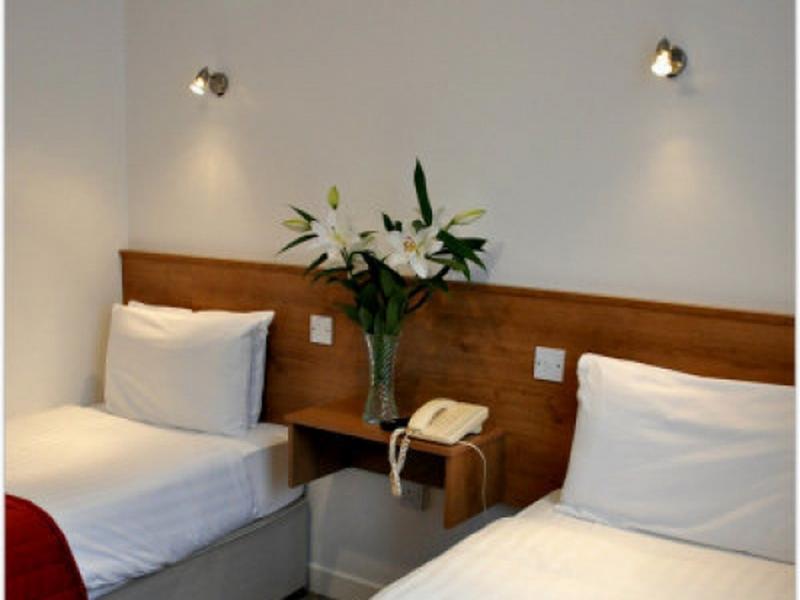 Maple Hotel Dublin Exterior photo