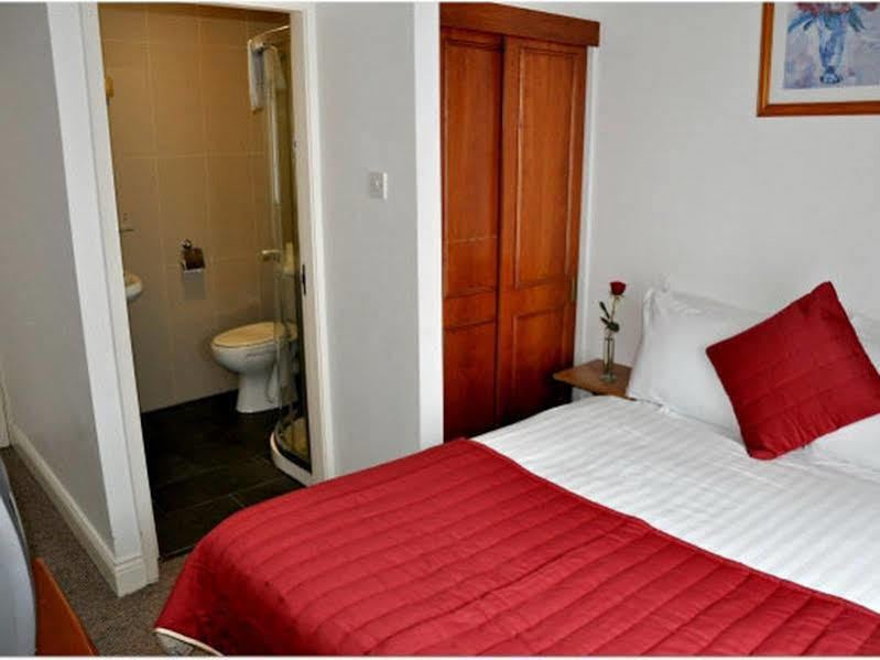 Maple Hotel Dublin Exterior photo